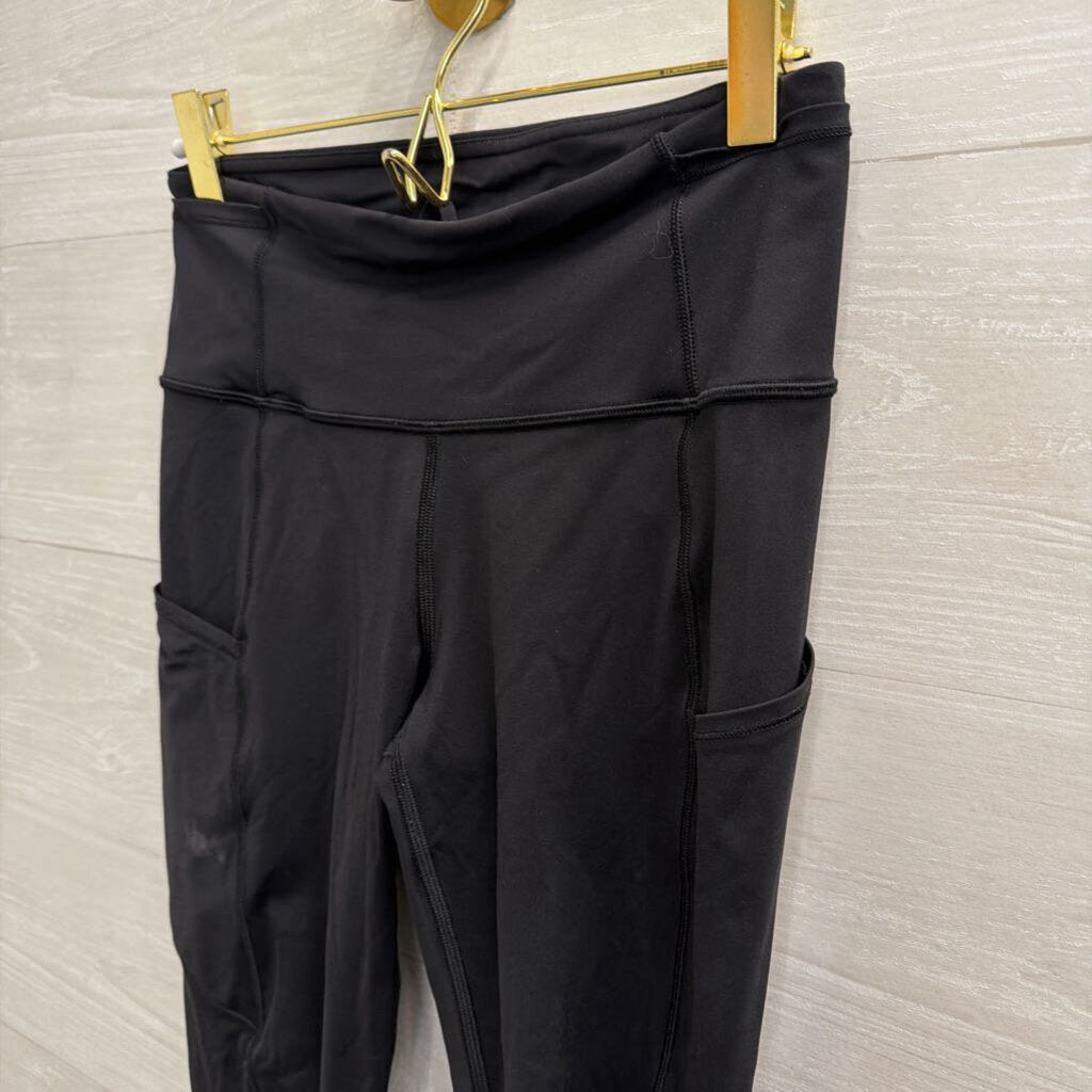 Lululemon Black Cropped Leggings 6