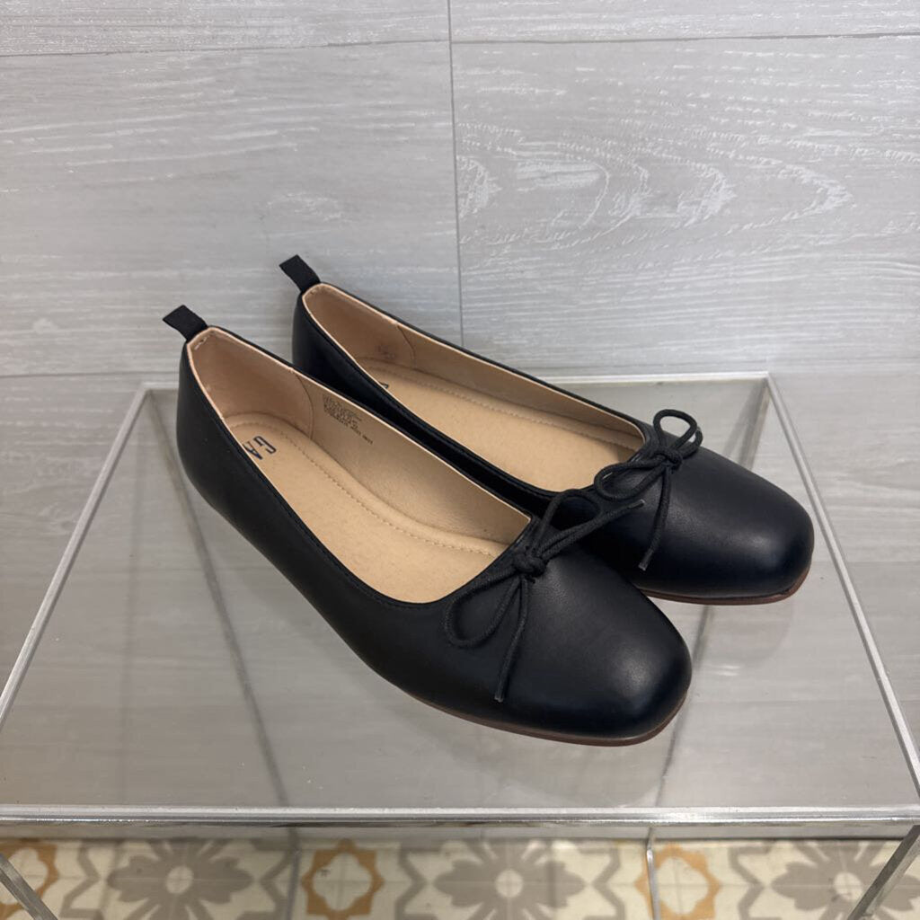Gap Black Leather Slip On Ballet Flats 9