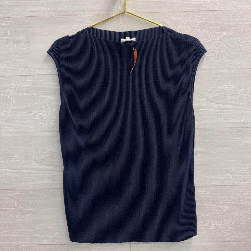 Pleione Navy Pleated Sleeveless Top Medium