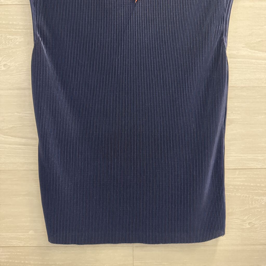 Pleione Navy Pleated Sleeveless Top Medium