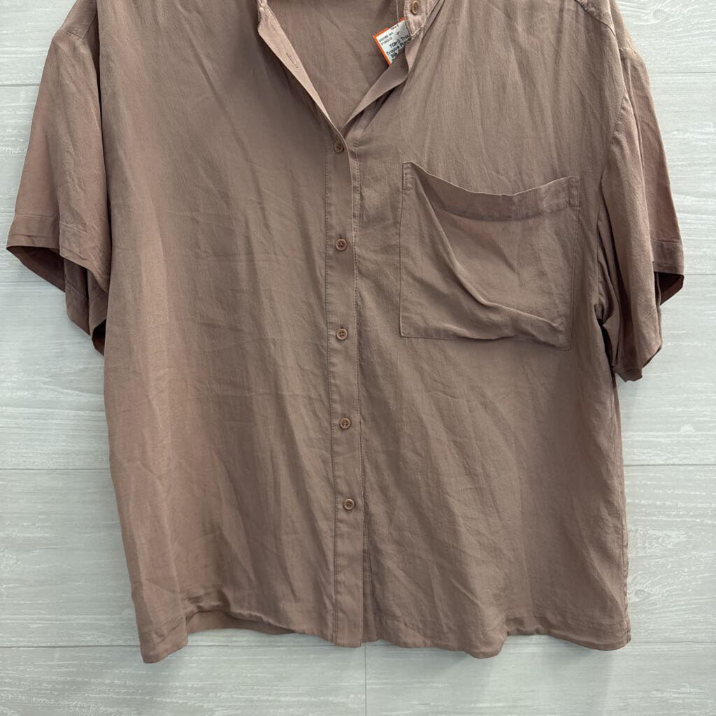Trouve Purple 100% Silk Short Sleeve Button Down Top Medium