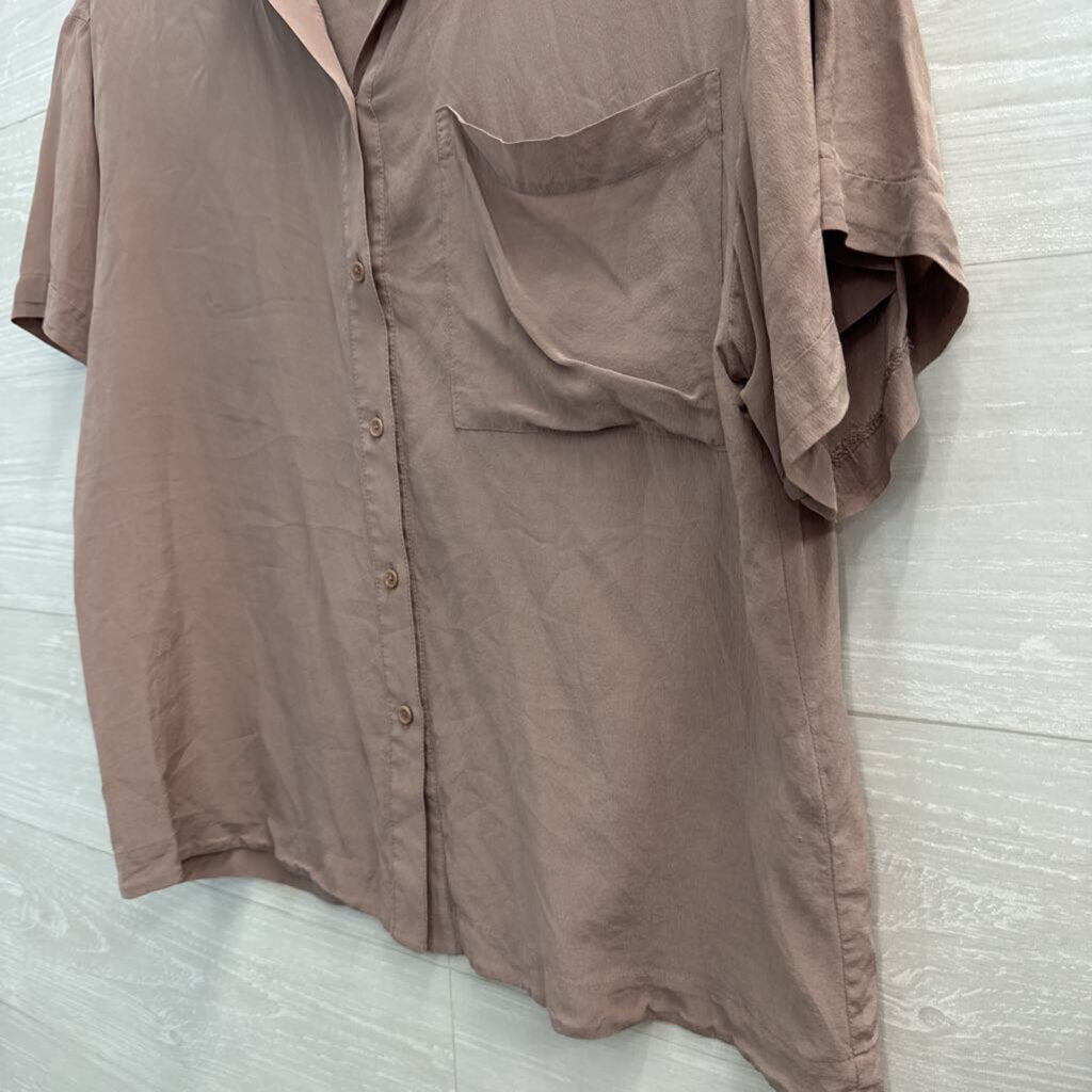Trouve Purple 100% Silk Short Sleeve Button Down Top Medium