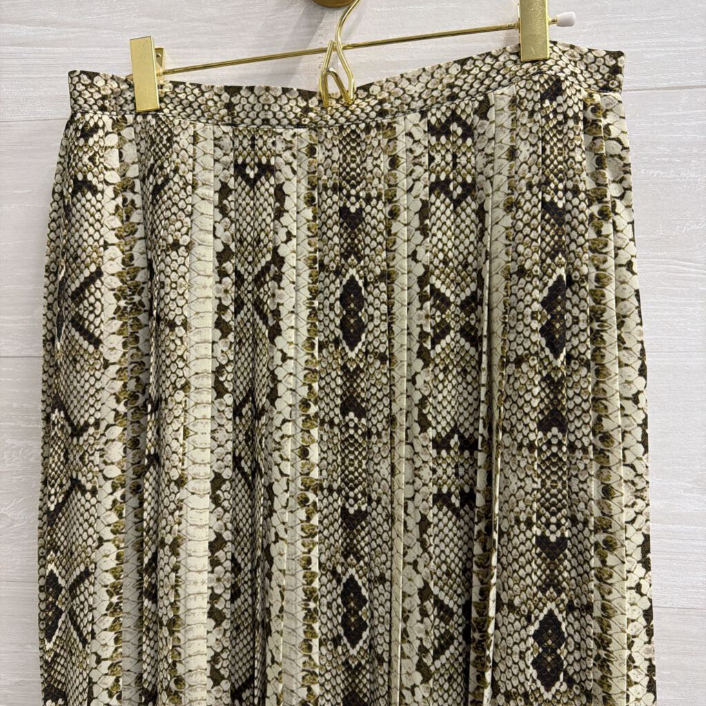 WD NY Cream/ Green Snakeskin Print Pleated Midi Skirt Medium