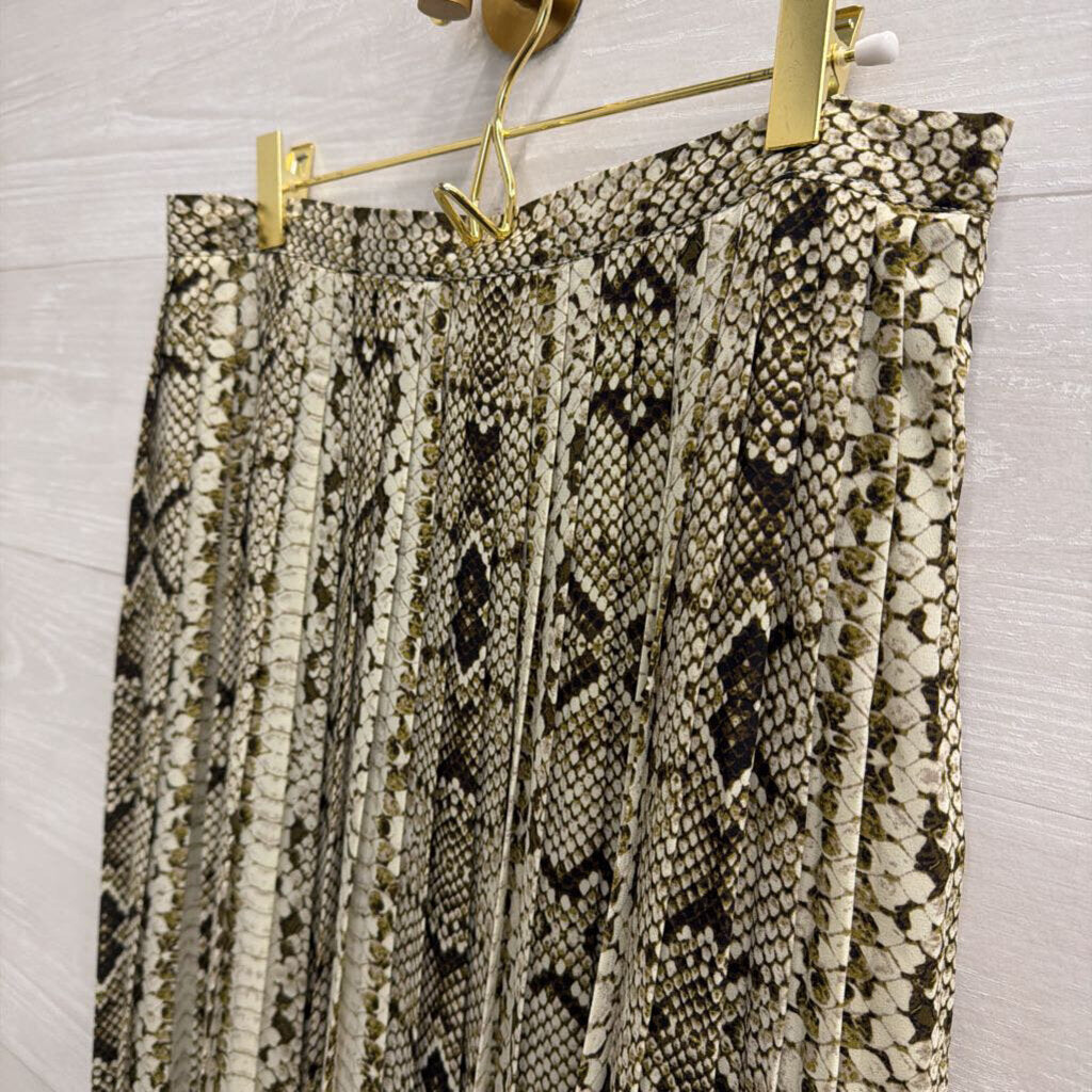 WD NY Cream/ Green Snakeskin Print Pleated Midi Skirt Medium