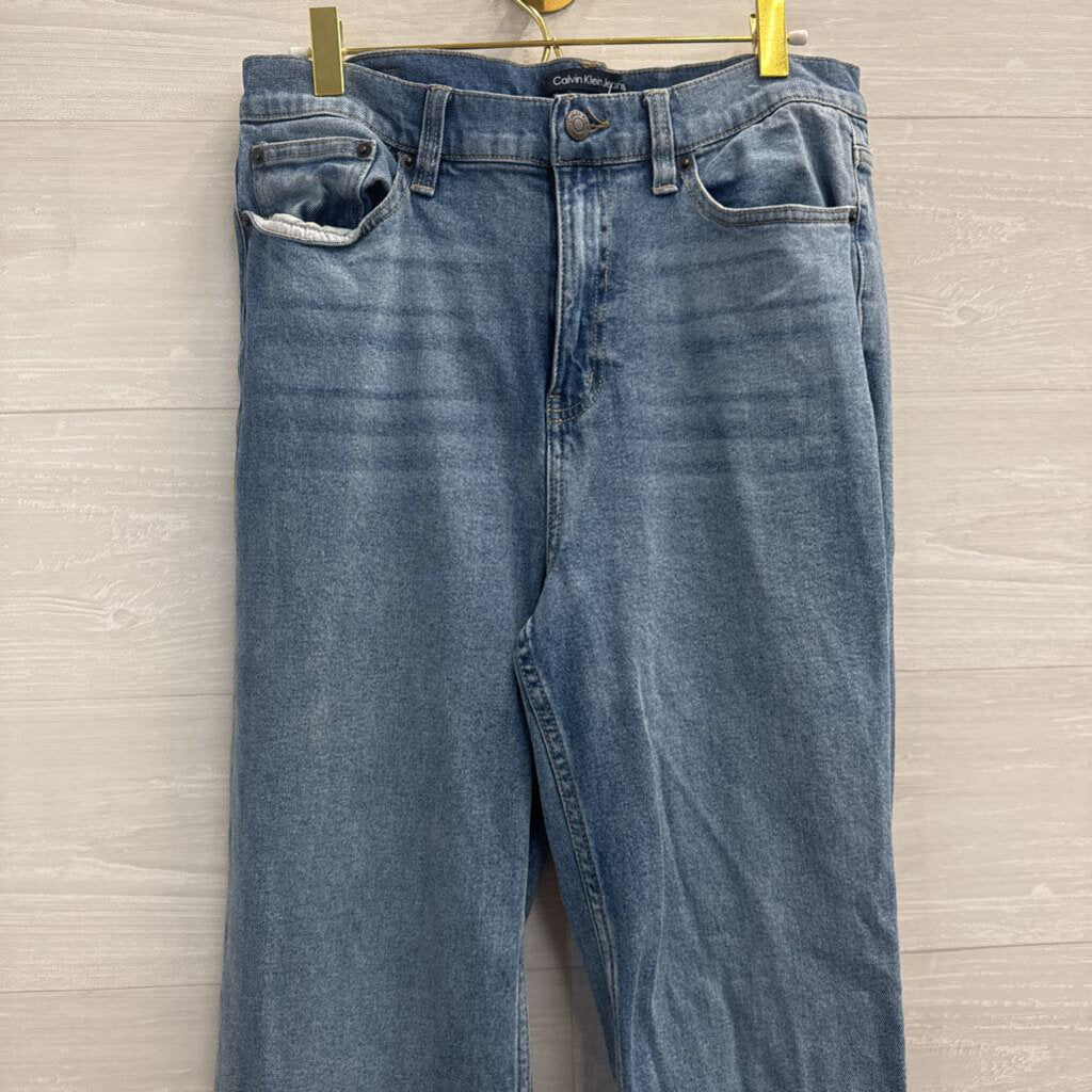 Calvin Klein Medium Wash Straight Leg Jeans 31