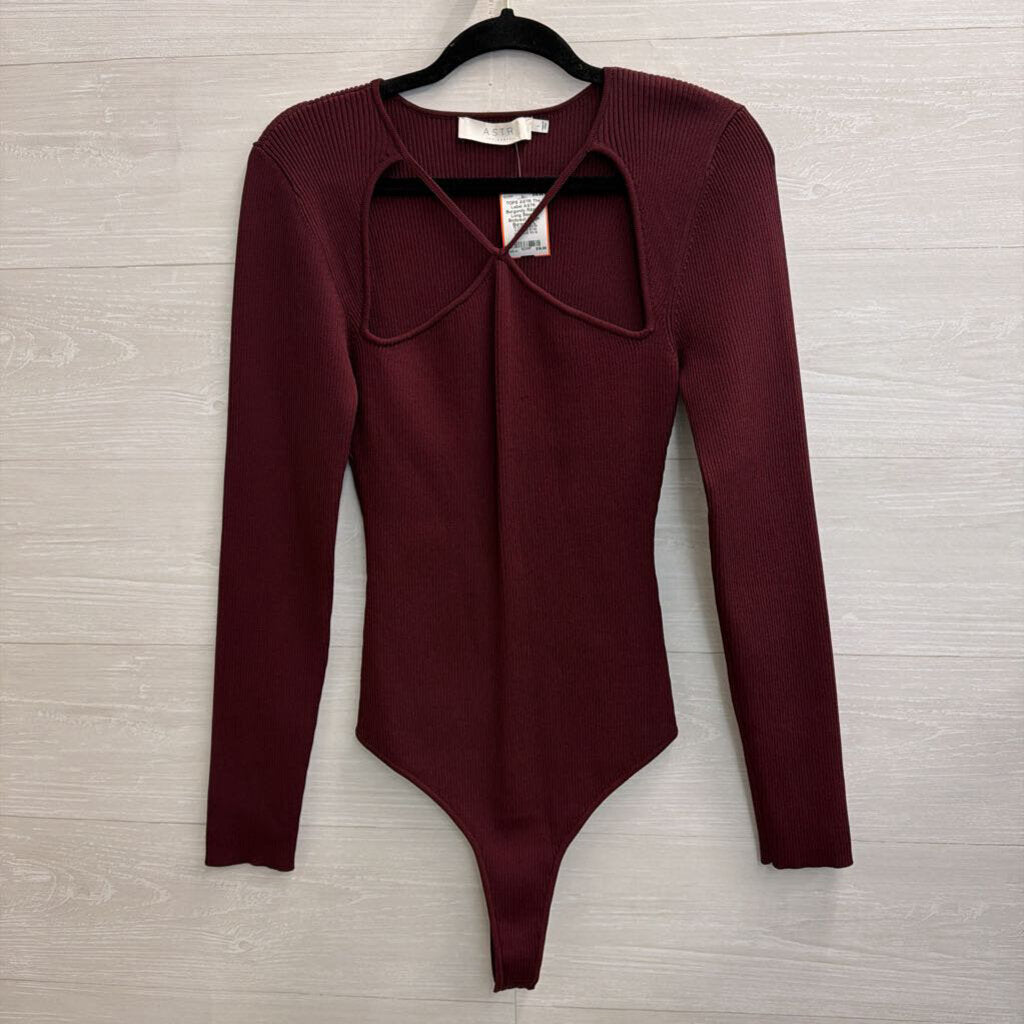ASTR Burgundy Ribbed Long Sleeve Bodysuit Large