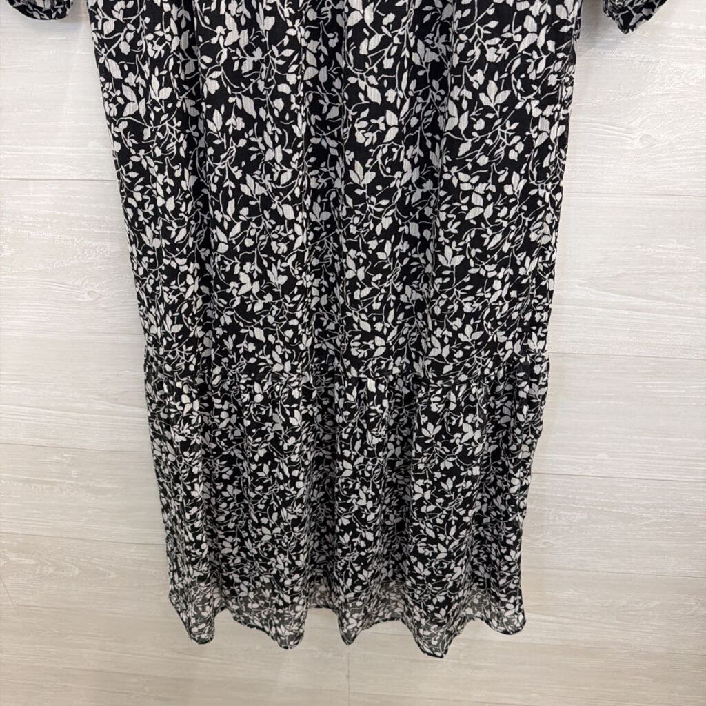 Loft Black/ White Print Long Sleeve Dress Small