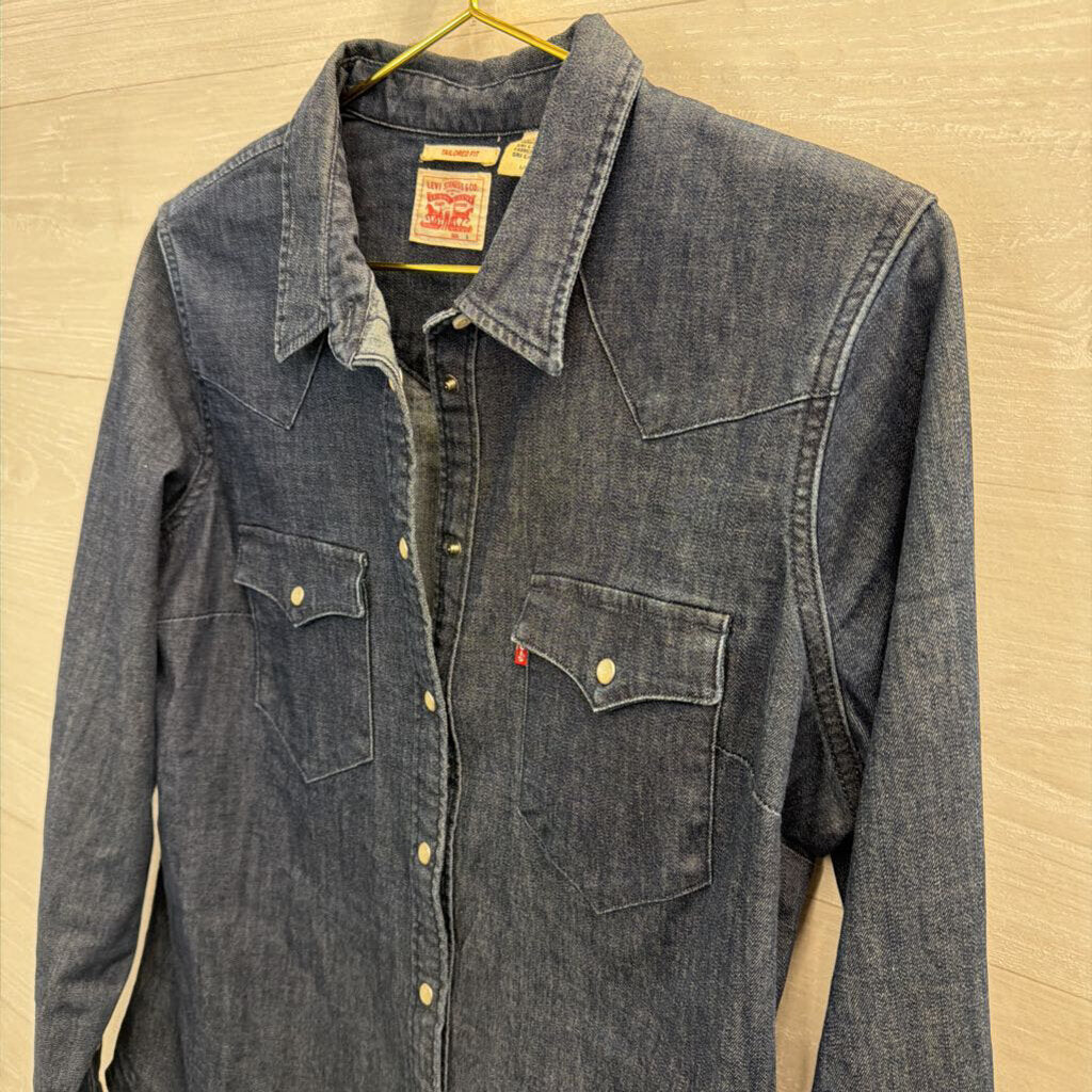 Levi Dark Wash Tailored Fit Long Sleeve Top Large