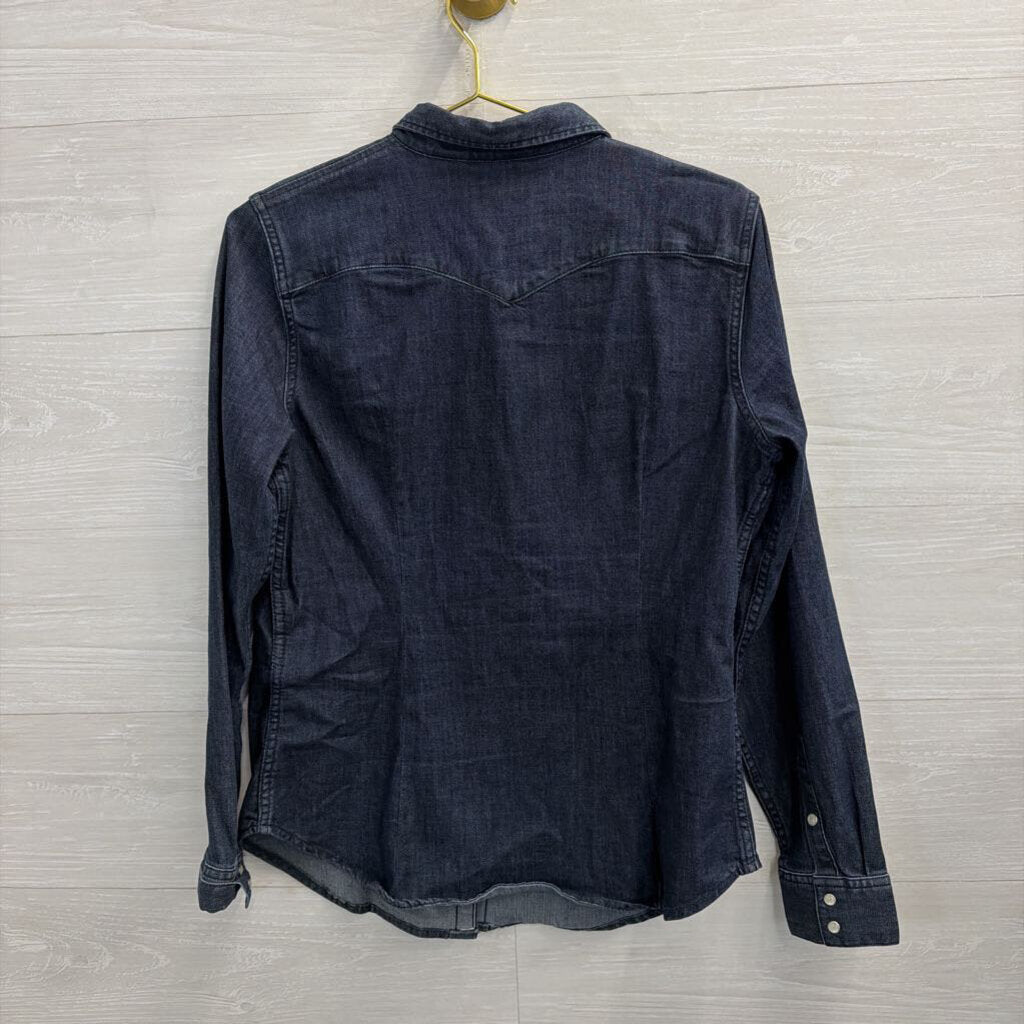 Levi Dark Wash Tailored Fit Long Sleeve Top Large