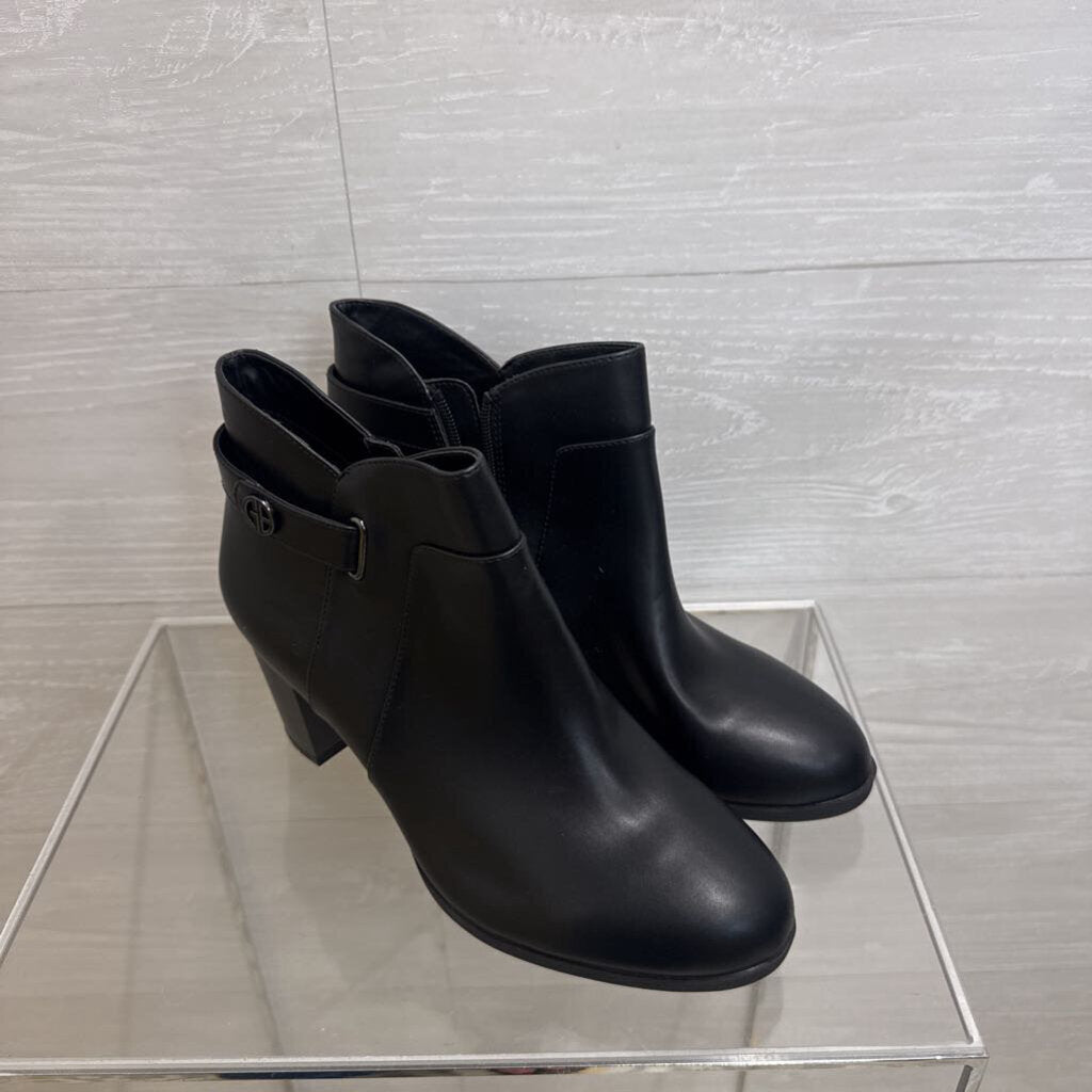 Giani Bernini Black Leather Artemyss Booties 10