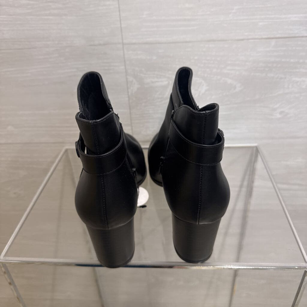 Giani Bernini Black Leather Artemyss Booties 10