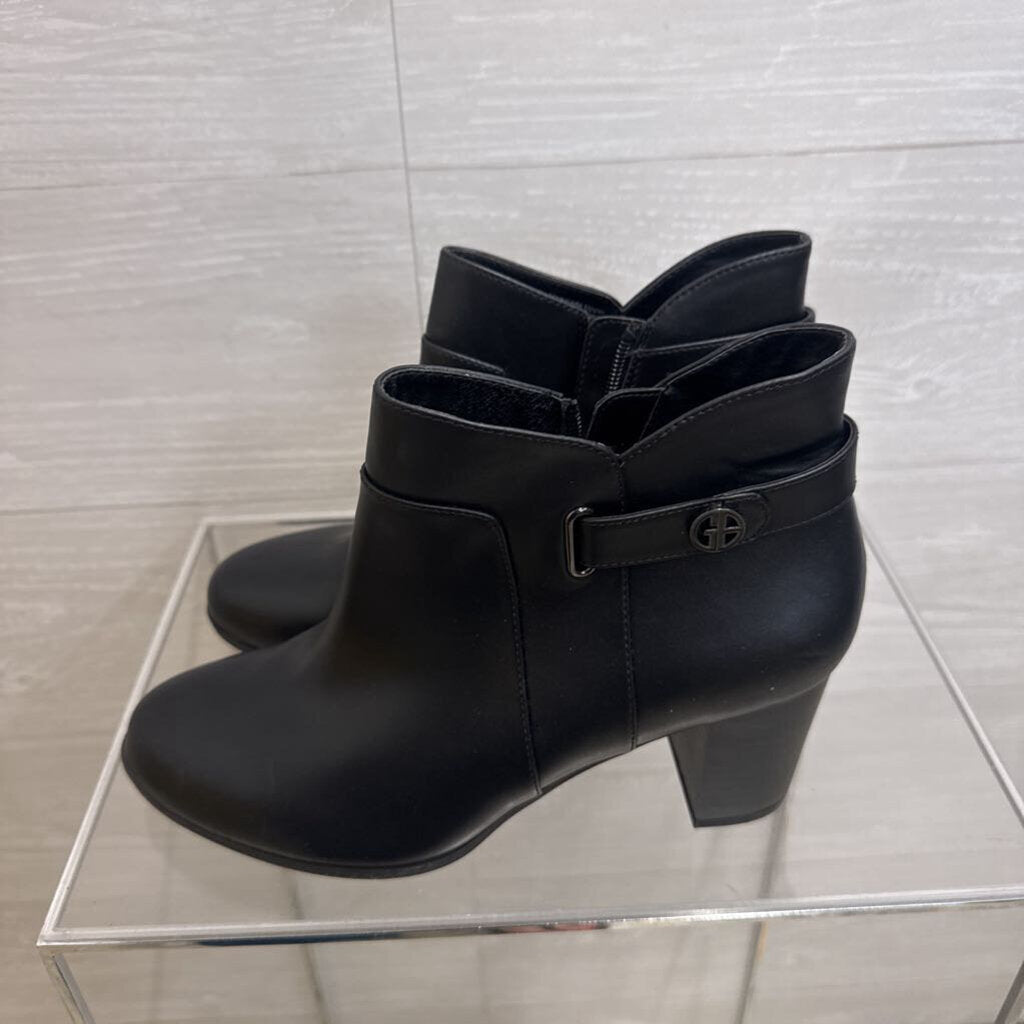 Giani Bernini Black Leather Artemyss Booties 10