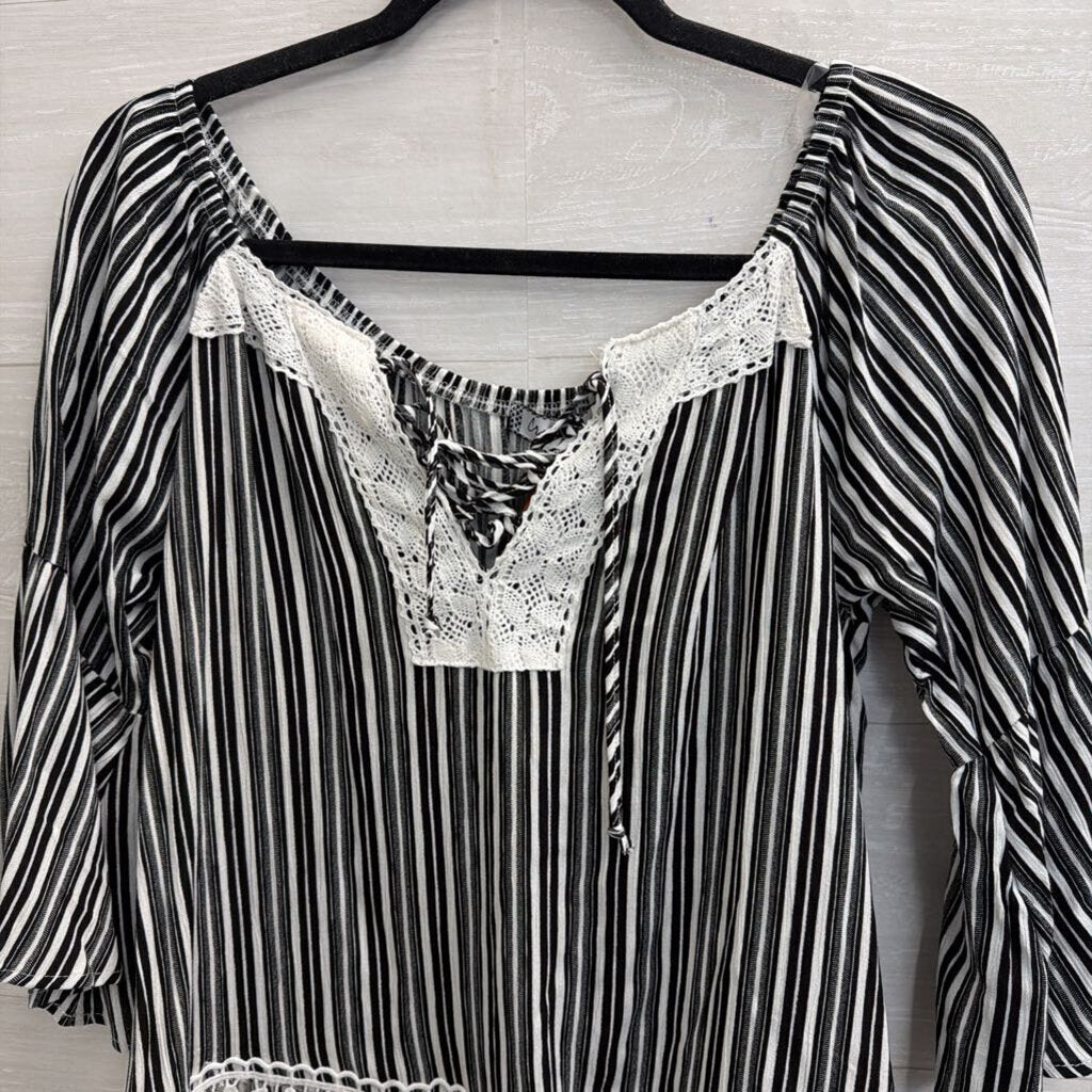 Crave Fame Black/ White Striped Long Sleeve Top Medium