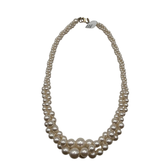 Twisted Faux Pearl Necklace