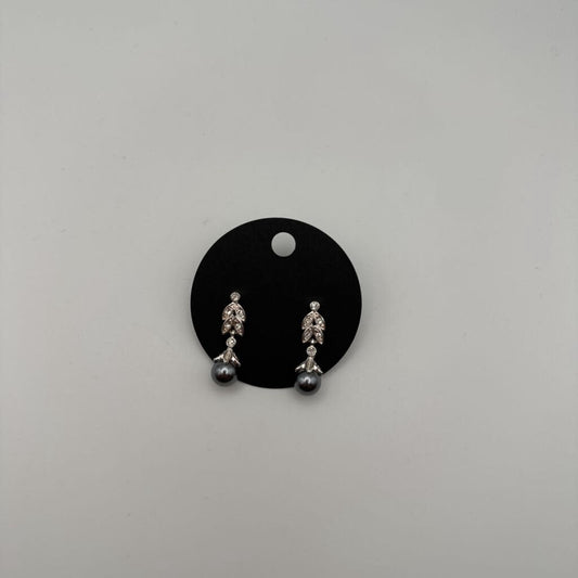 Silver/ Grey Pearl Drop Earrings