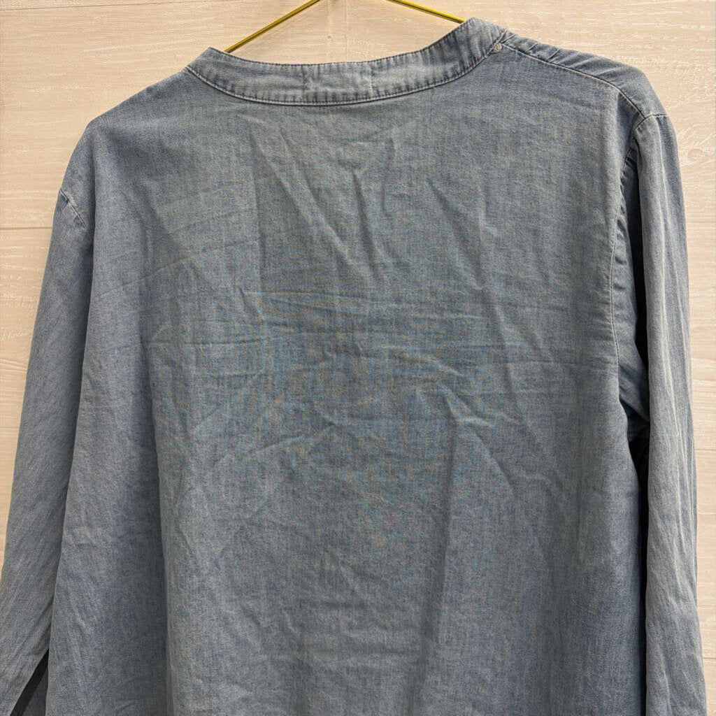 Natural Life Blue Chambray Long Sleeve Top Large