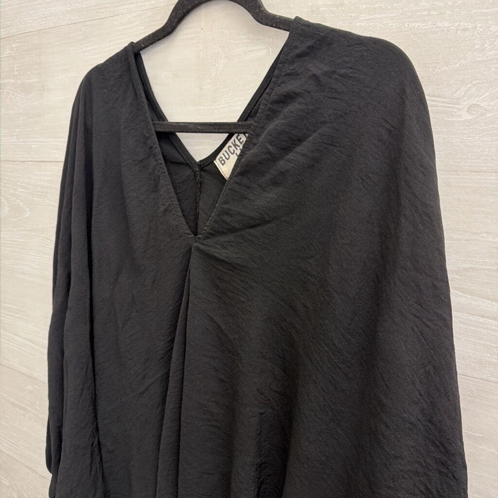 Bucket List Black V Neck Boxy Top Medium/ Large