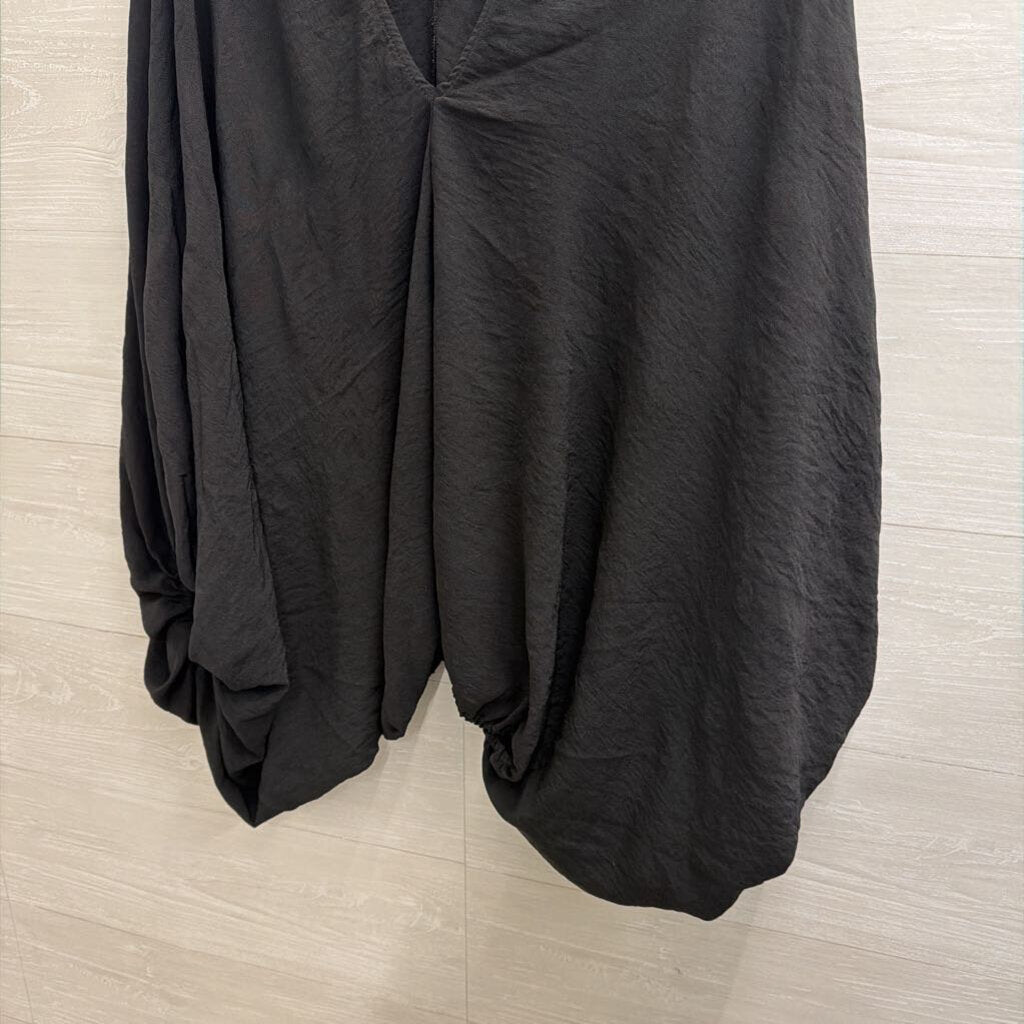 Bucket List Black V Neck Boxy Top Medium/ Large