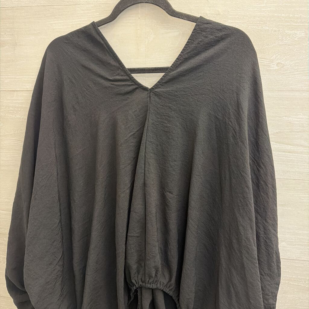 Bucket List Black V Neck Boxy Top Medium/ Large