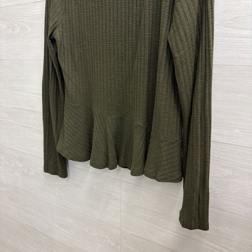Maeve Green Ribbed Ruffle Hem Turtleneck Top Large
