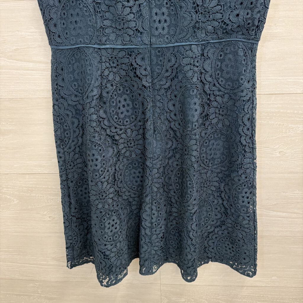 Loft Blue Lace Short Sleeve Dress 4
