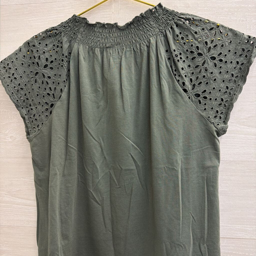 Loft Green Eyelet Short Sleeve Detail Top Small