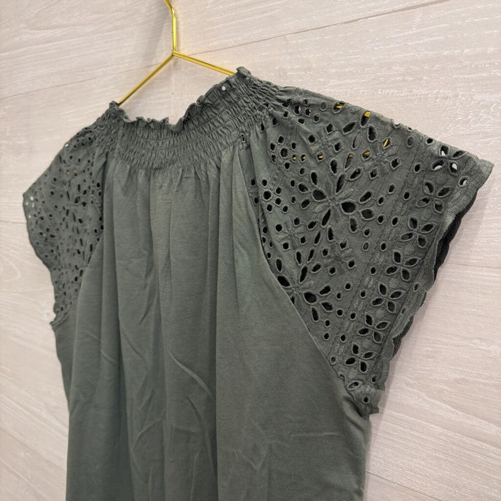 Loft Green Eyelet Short Sleeve Detail Top Small