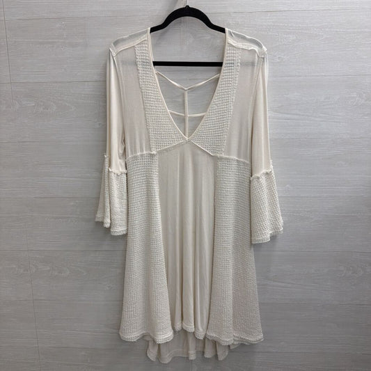 POL White Long Sleeve Dress Medium