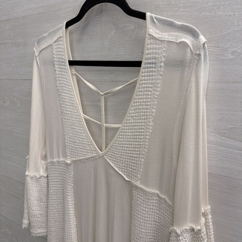 POL White Long Sleeve Dress Medium