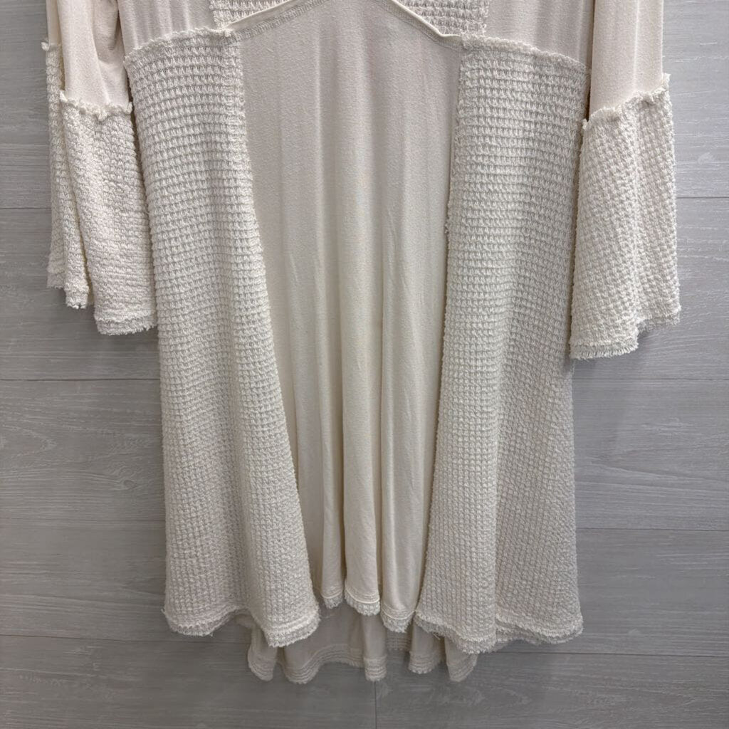 POL White Long Sleeve Dress Medium