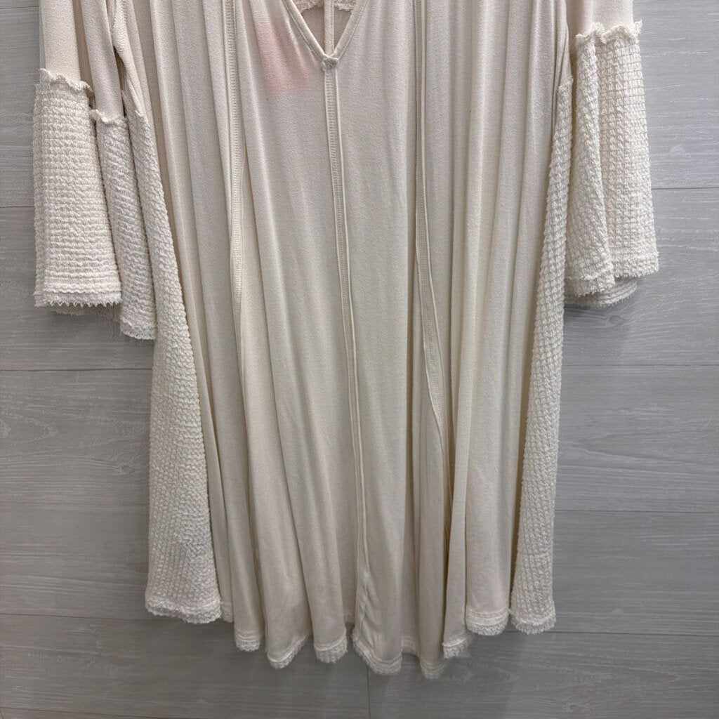 POL White Long Sleeve Dress Medium