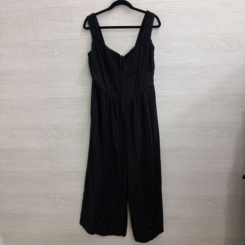 American Eagle Black Textured Striped Jumpsuit Extra Large