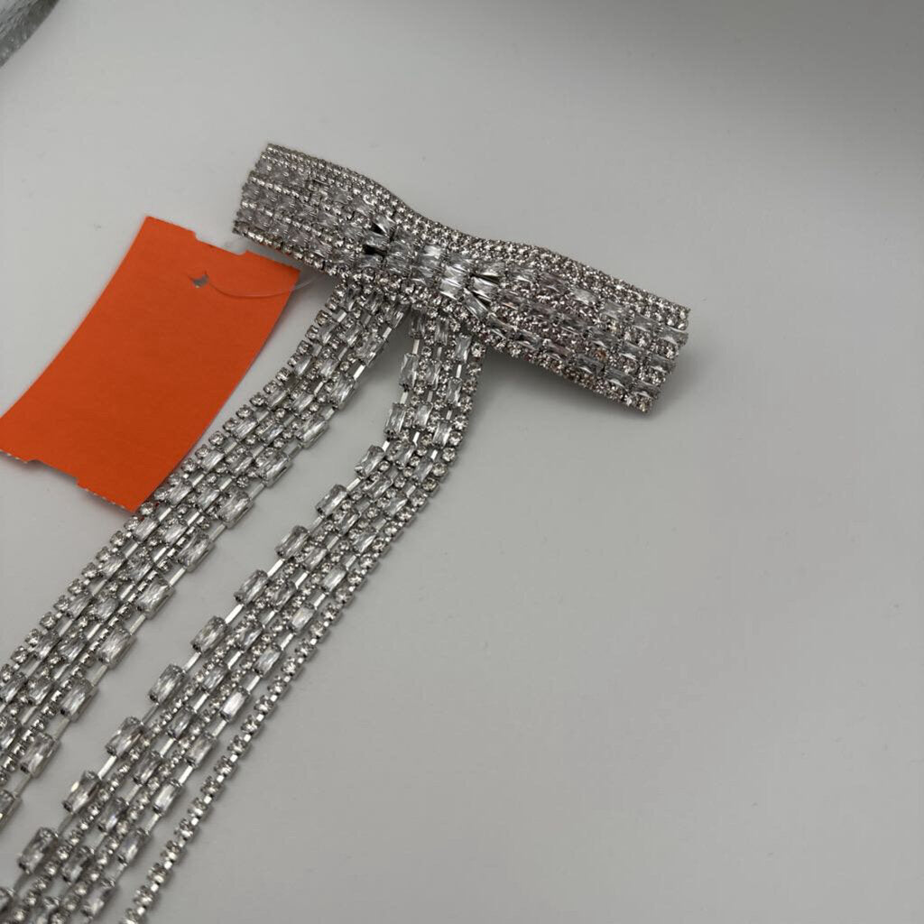 Silver Rhinestone Tassel Bow Hair Clip