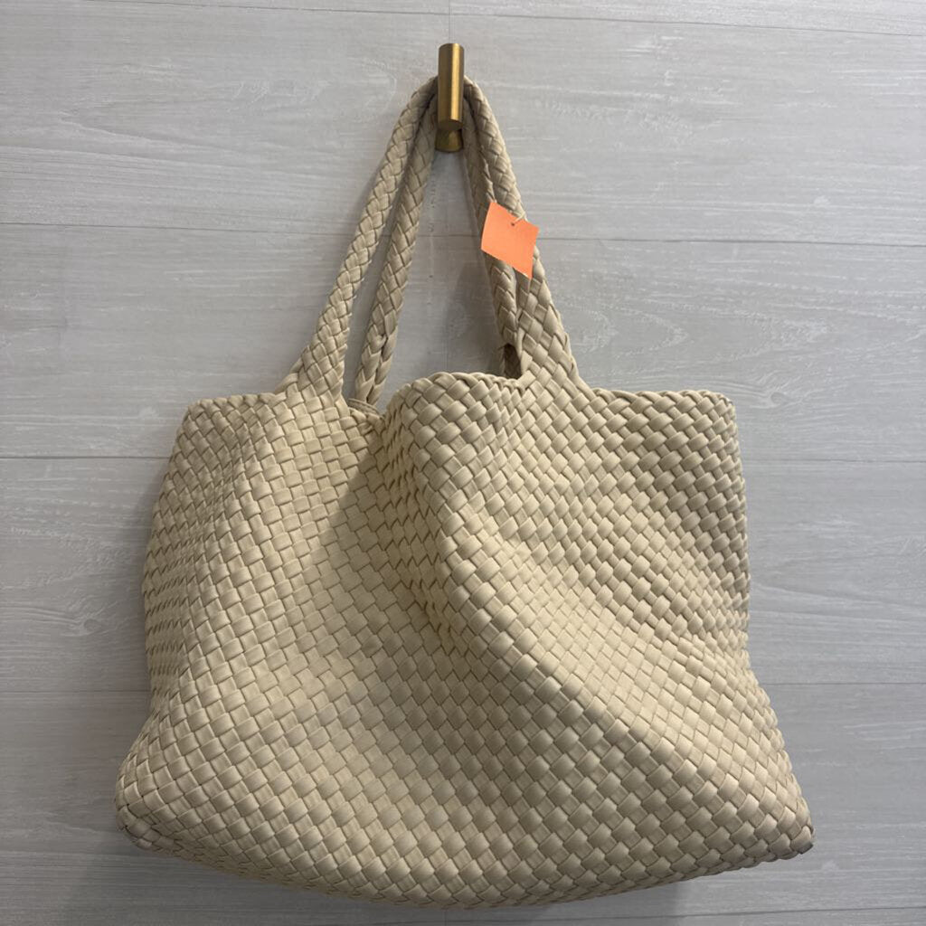 Cream Italian Leather Woven Slouchy Shoulder Purse