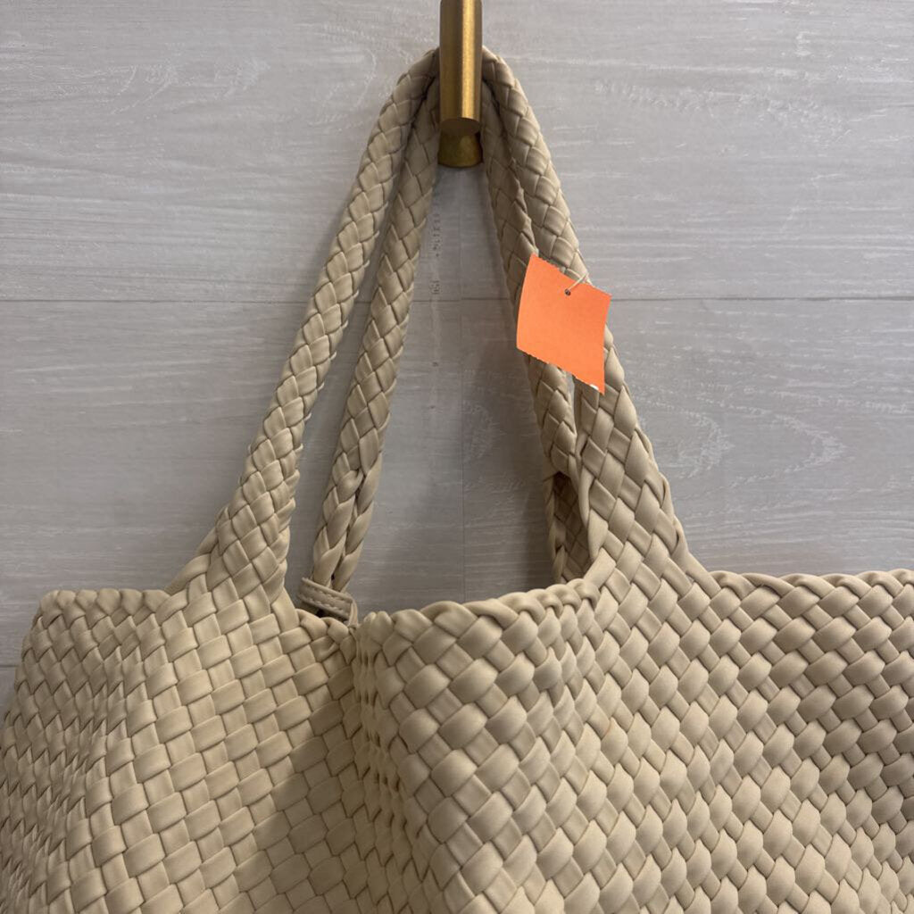 Cream Italian Leather Woven Slouchy Shoulder Purse