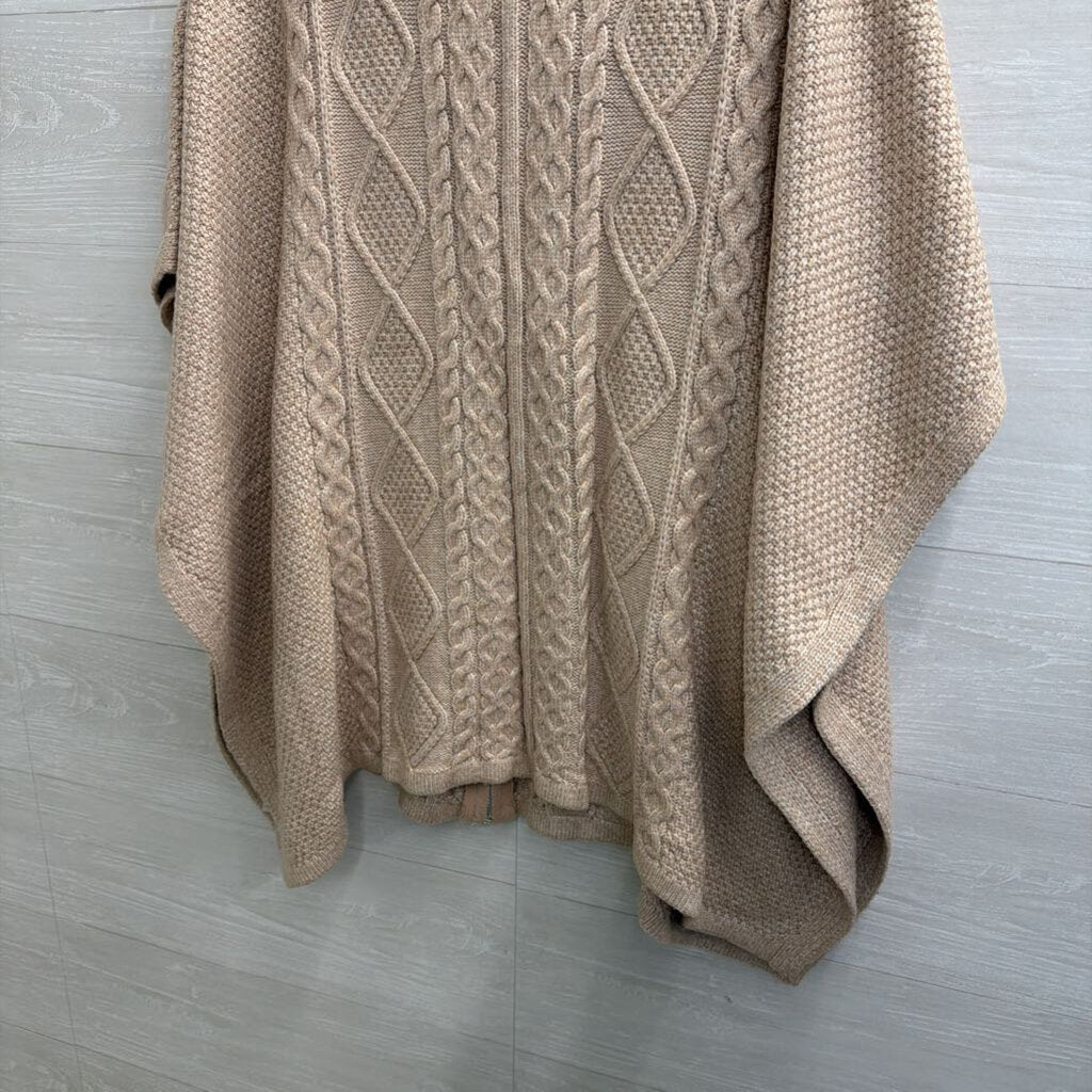 Cupcakes and Cashmere Beige Knit Zip Up Boxy Sweater Medium/ Large