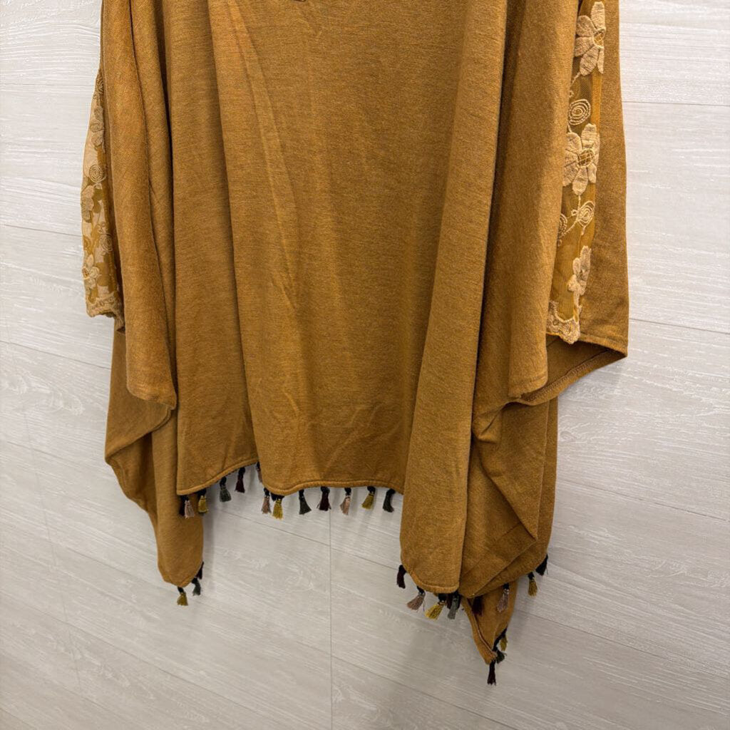 Brown Knit Embroidered Detail Tassel Hem Boxy Top Small/ Medium