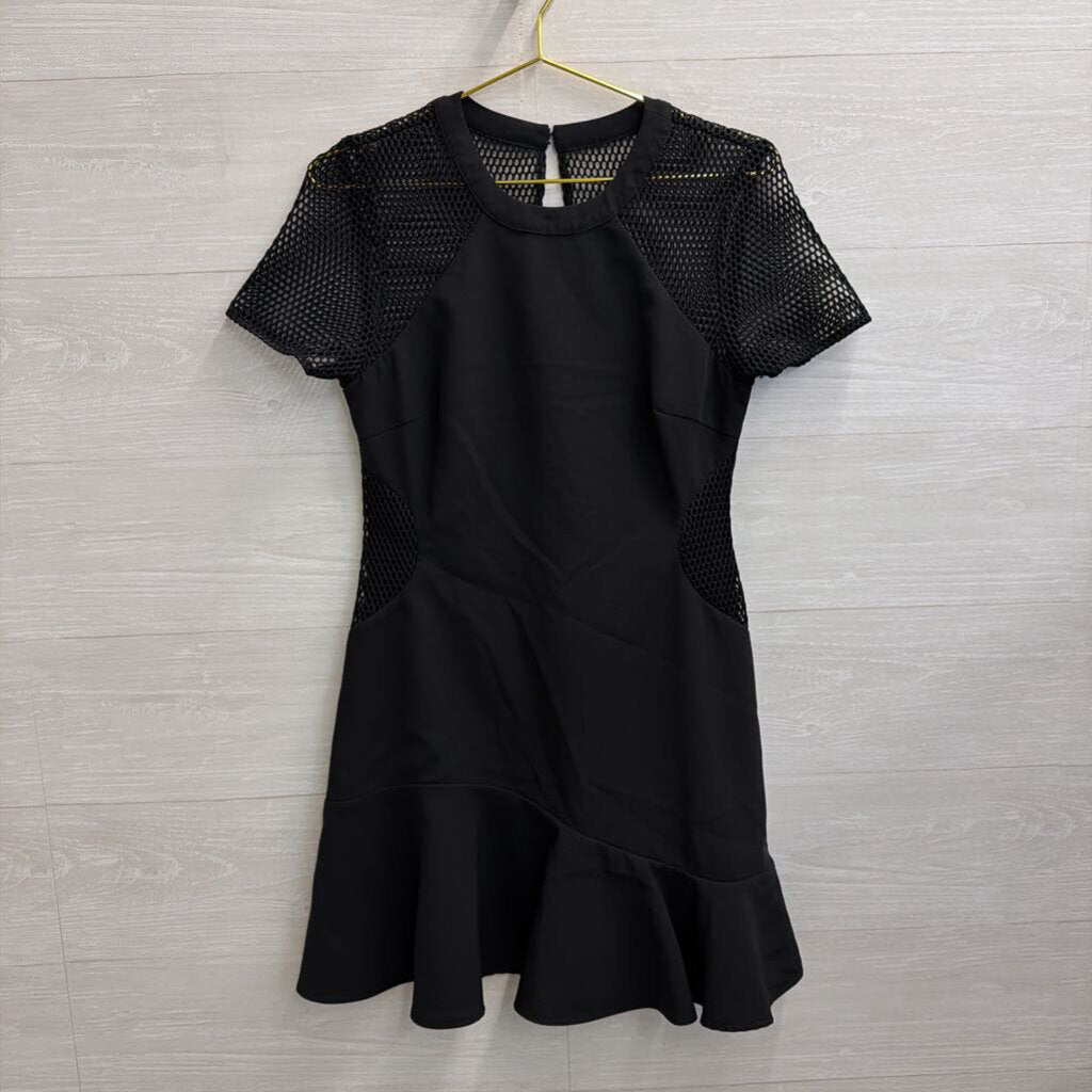 Adelyn Rae Black Circle Detail Short Sleeve Ruffle Hem Dress Small