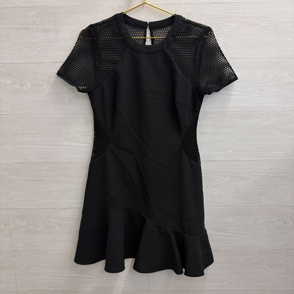 Adelyn Rae Black Circle Detail Short Sleeve Ruffle Hem Dress Small