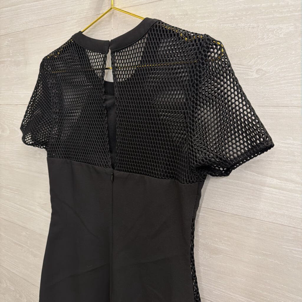 Adelyn Rae Black Circle Detail Short Sleeve Ruffle Hem Dress Small