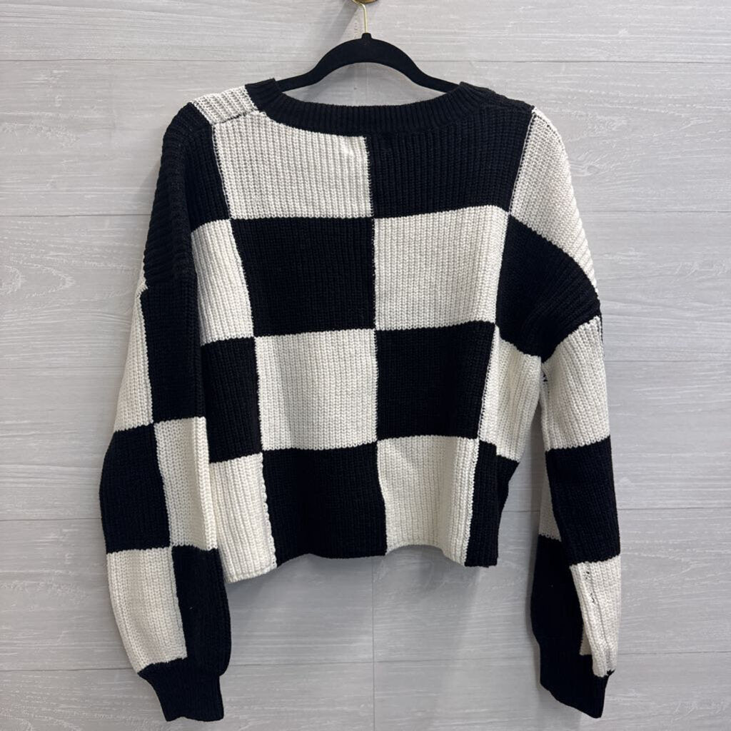 Adora Black/ White Checkered Knit Cropped Sweater Large