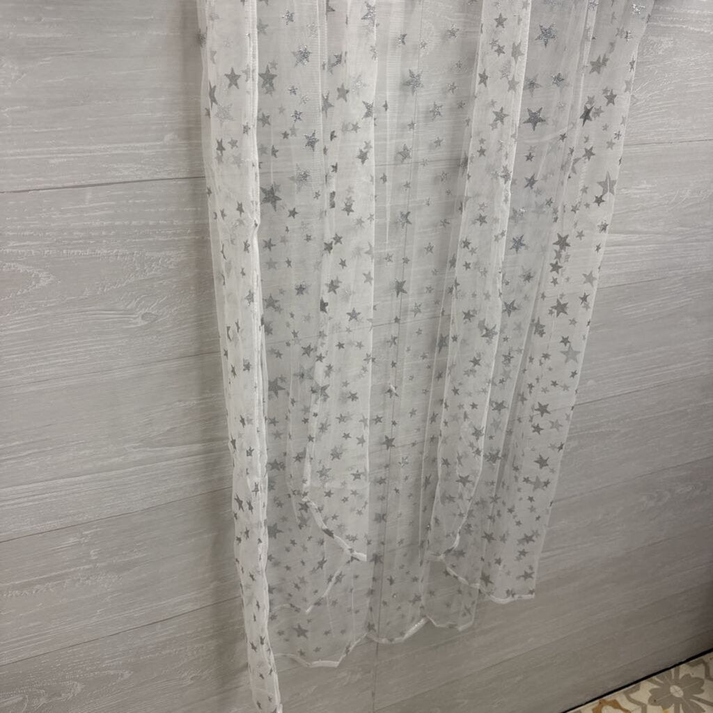 Grace and Emma White/ Silver Star Print Duster Large/ Extra Large