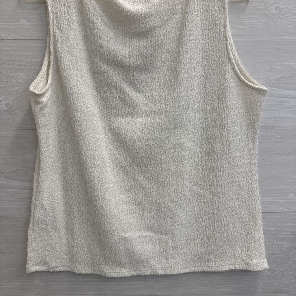 White Textured Tank Top Extra Large