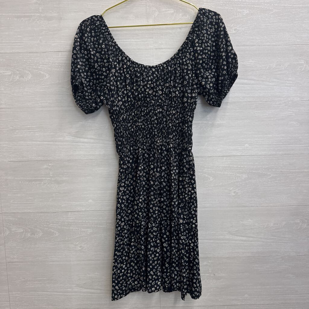 Gap Black/ White Floral Print Short Puff Sleeve Dress Small