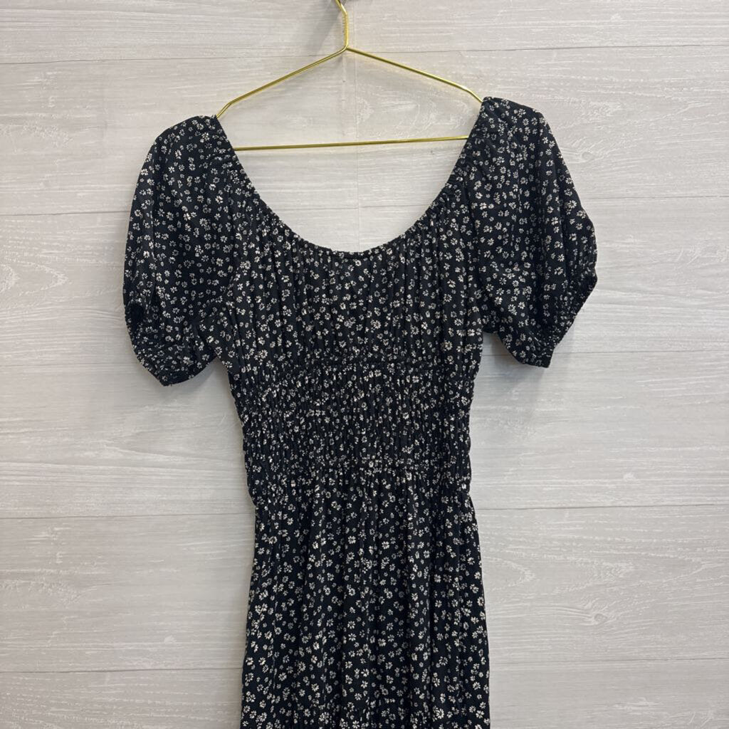 Gap Black/ White Floral Print Short Puff Sleeve Dress Small