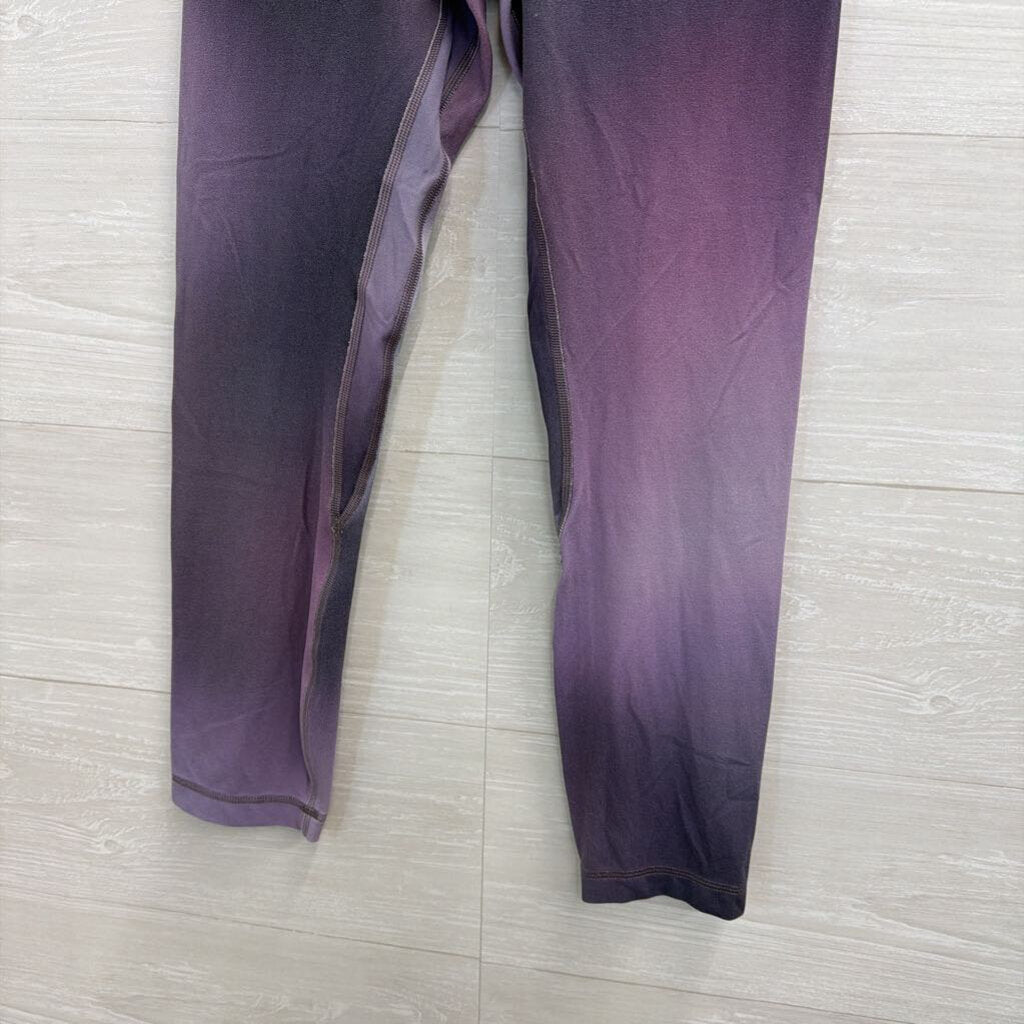Lululemon Purple/ Grey Print Athletic Leggings 4