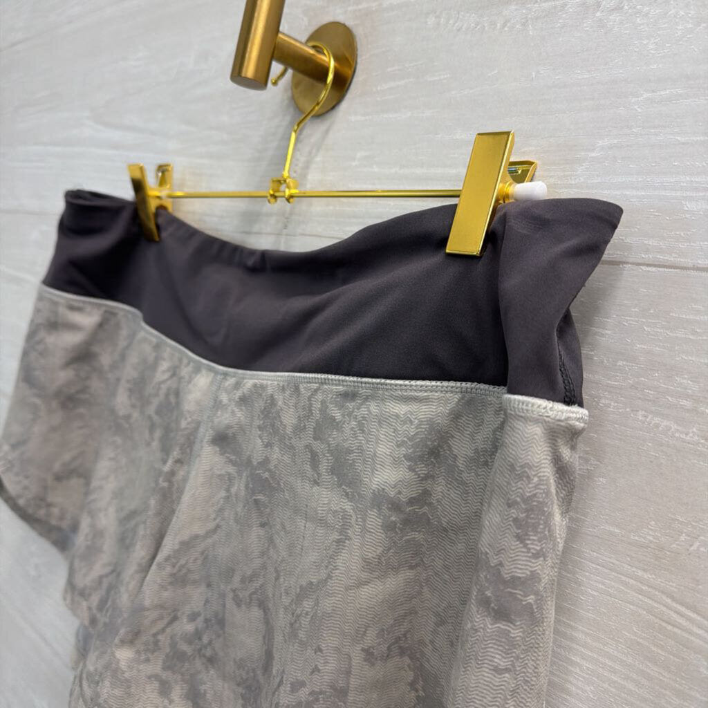 Vuori Grey Print Athletic Shorts Medium