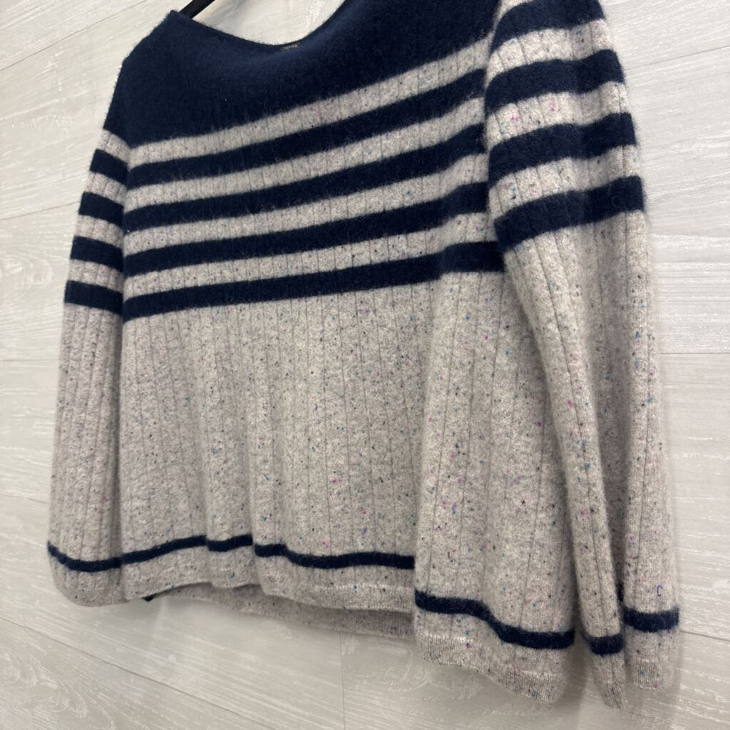 St John Grey/ Navy 100% Cashmere Cropped Sweater Extra Small