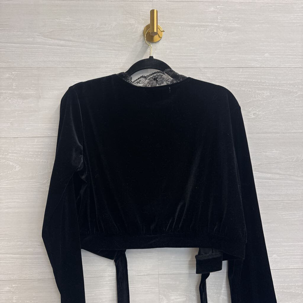 Notations Black Velvet Lace Trim Long Sleeve Top Large Petite