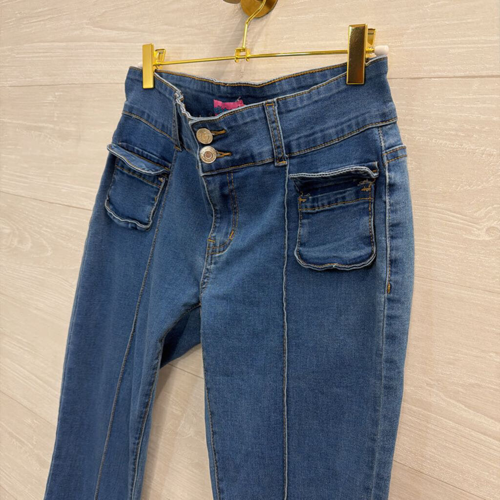 Edikted Medium Wash Flare Leg Jeans Medium